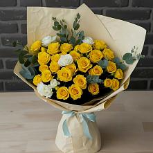 Букет цветов из:  Розы в Поселок Кузяевского фарфорового завода