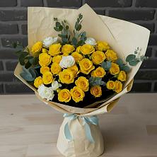 Букет цветов из:  Розы в Поселок Кузяевского фарфорового завода