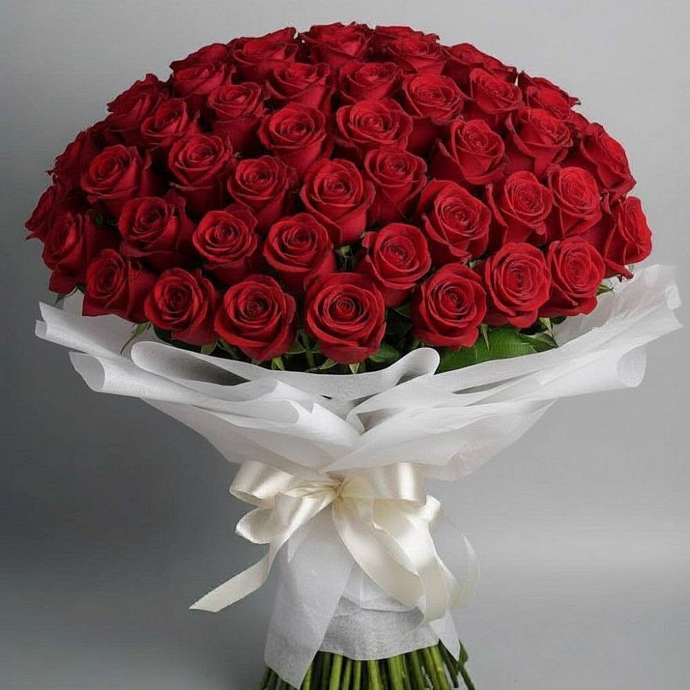 Букет 101 Красная роза Блэк Мэджик в Поселок Кузяевского фарфорового завода