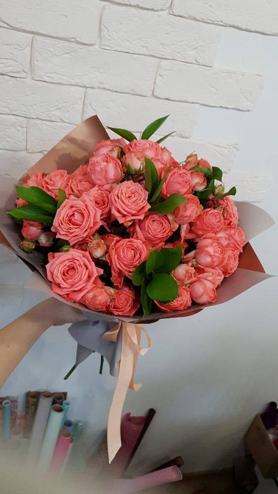 Букет цветов из: Розы в Поселок Кузяевского фарфорового завода