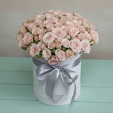 Цветочная композиция из Розы в шляпной коробке #REPLACE_PRED# Поселок Кузяевского фарфорового завода