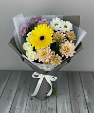 Букет цветов из:  Розы, Герберы и Хризантемы в Поселок Кузяевского фарфорового завода