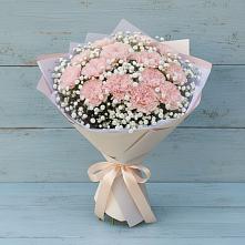 Букет цветов из:  Гвоздики в Поселок Кузяевского фарфорового завода
