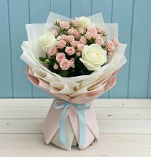 Букет цветов из:  Розы #REPLACE_PRED# Поселок Кузяевского фарфорового завода