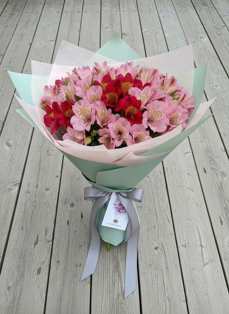 Букет цветов из: Альстромерии в Поселок Кузяевского фарфорового завода