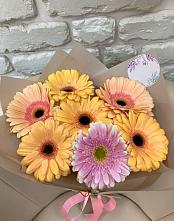 Букет цветов из:  Герберы #REPLACE_PRED# Поселок Кузяевского фарфорового завода