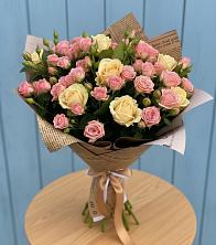 Букет цветов из:  Розы в Поселок Кузяевского фарфорового завода