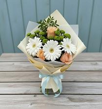 Букет цветов из:  Герберы, Розы и Хризантемы в Поселок Кузяевского фарфорового завода