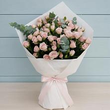 Букет цветов из:  Розы в Поселок Кузяевского фарфорового завода