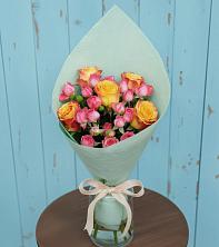 Букет цветов из:  Розы в Поселок Кузяевского фарфорового завода